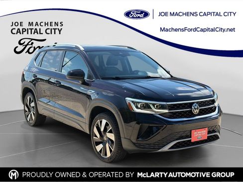 Used 2024 Volkswagen Taos SEL AWD/4WD image 1