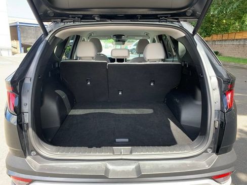 Certified 2025 Hyundai Tucson SEL FWD image 6