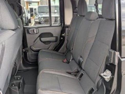 New 2026 Jeep Gladiator Sport image 21