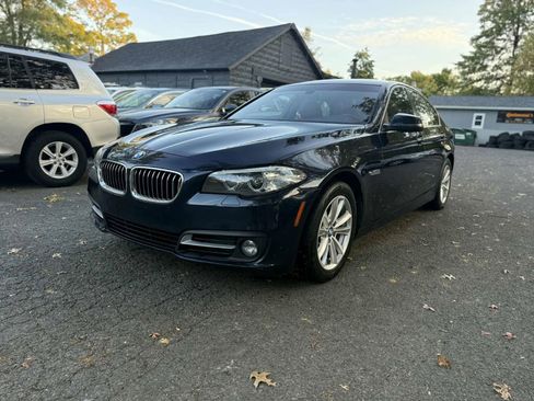 Used 2015 BMW 528i Sedan image 1