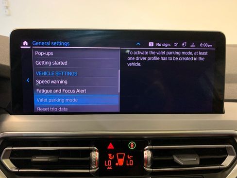 Used 2023 BMW X4 xDrive30i w/ M Sport Package AWD/4WD image 35