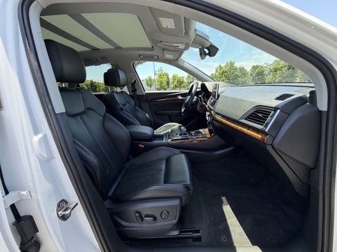 Used 2018 Audi Q5 2.0T Premium Plus w/ Premium Plus Package AWD/4WD image 16
