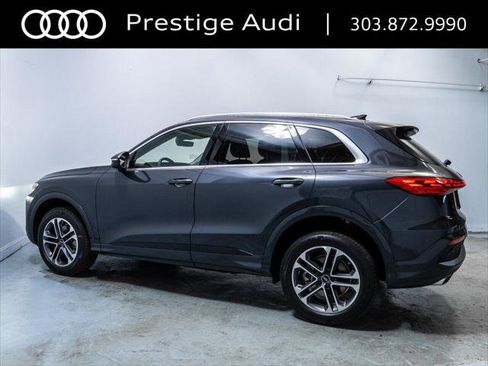 Certified 2025 Audi Q5 Premium w/ Convenience Package AWD/4WD image 3