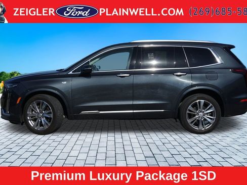 Used 2023 Cadillac XT6 Premium Luxury w/ Technology Package AWD/4WD image 2