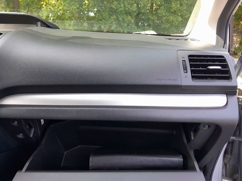 Used 2013 Subaru Impreza 2.0i AWD/4WD image 38