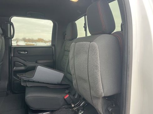 Used 2023 Nissan Frontier PRO-4X w/ Pro Convenience Package image 41