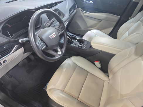 Used 2023 Cadillac XT4 Premium Luxury w/ Enhanced Visibility Package FWD image 13