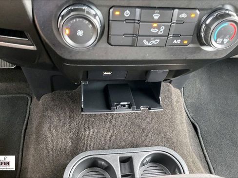 Used 2018 Ford F150 XLT image 32