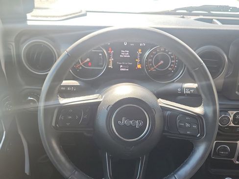 Used 2022 Jeep Wrangler Unlimited Sport AWD/4WD image 16