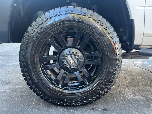 Used 2016 RAM 3500 Tradesman image 10