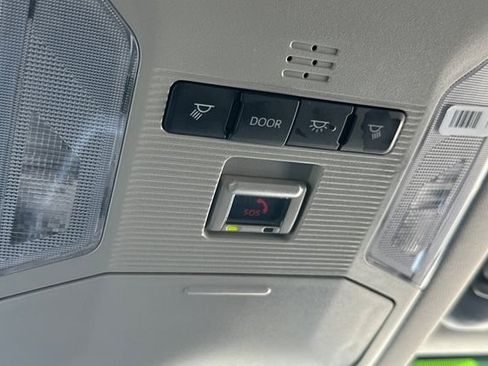 Certified 2025 Toyota RAV4 XLE image 37