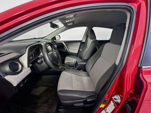 Used 2015 Toyota RAV4 LE AWD/4WD image 19