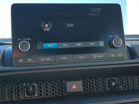 Used 2024 Honda CR-V Sport image 25