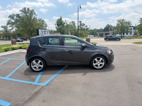 Used 2014 Chevrolet Sonic LTZ w/ Fun and Sun Package FWD image 4