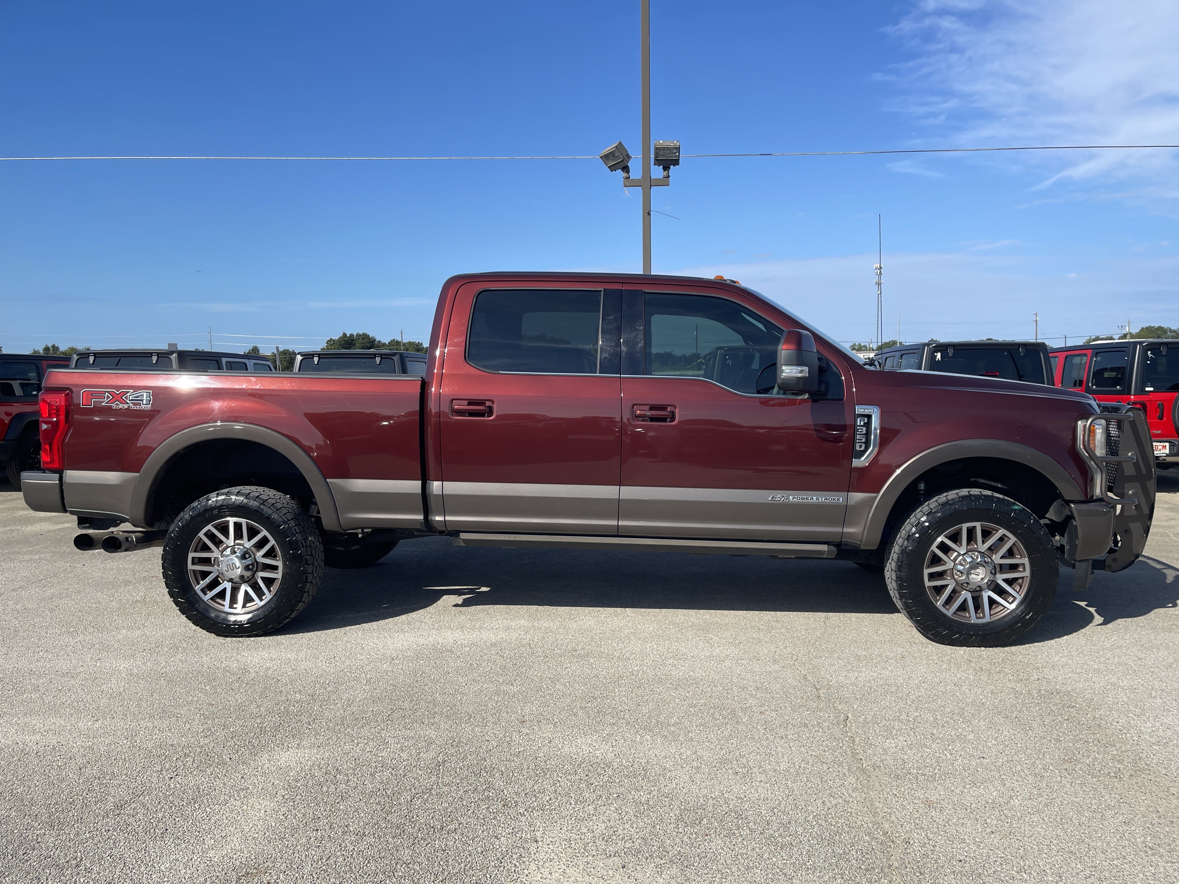 Used 2017 Ford F350 King Ranch w/ King Ranch Ultimate Package AWD/4WD image 4