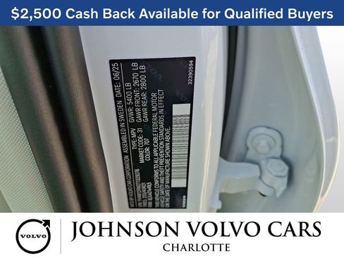 New 2026 Volvo XC60 B5 Ultra w/ Protection Package Premier image 17