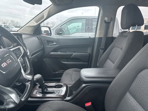 Used 2016 GMC Canyon SLE w/ Nightfall Edition image 28