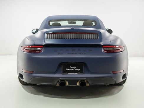 Certified 2019 Porsche 911 Carrera GTS RWD image 11
