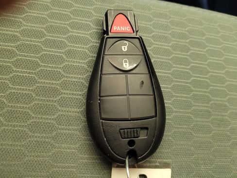 Used 2017 RAM 1500 Tradesman w/ Popular Equipment Group image 32