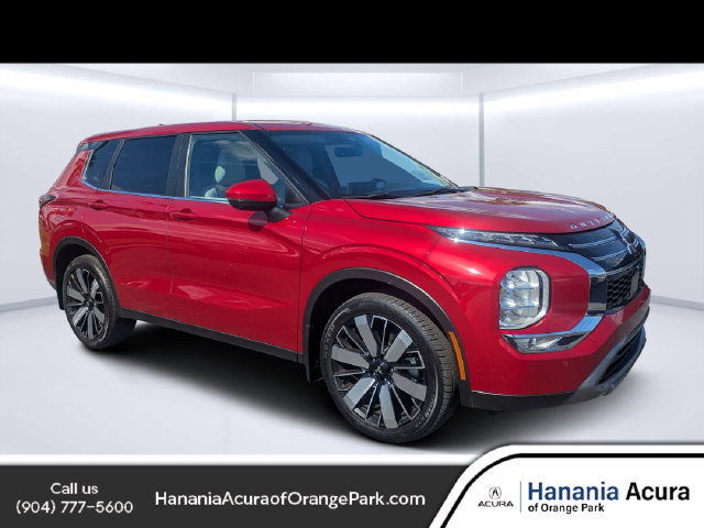 Used 2025 Mitsubishi Outlander SE FWD image 1
