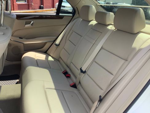 Used 2014 Mercedes-Benz E 350 4MATIC Sedan w/ Premium 1 Package image 12