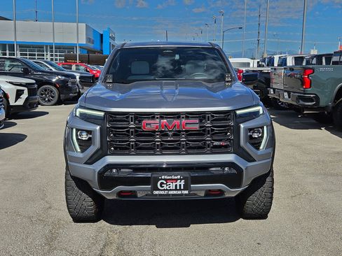 Used 2024 GMC Canyon AT4X AWD/4WD image 9