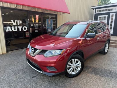Used 2016 Nissan Rogue SV w/ SV Premium Package