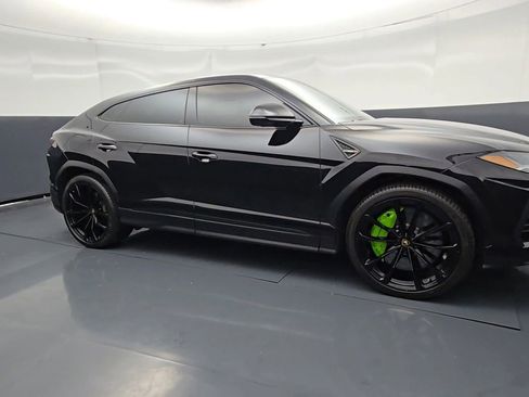 Used 2022 Lamborghini Urus AWD/4WD image 69