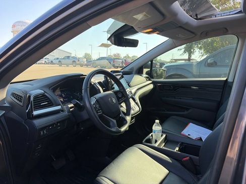 Used 2022 Honda Odyssey Touring image 6