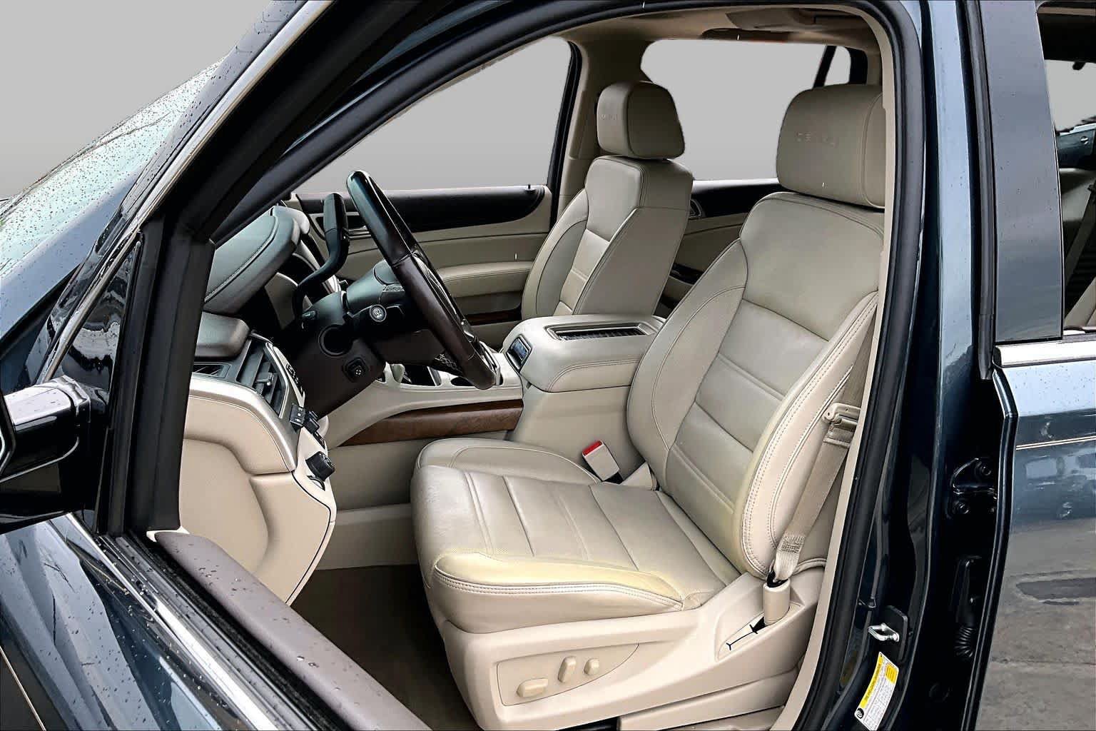 Used 2019 GMC Yukon Denali w/ Denali Ultimate Package RWD image 8