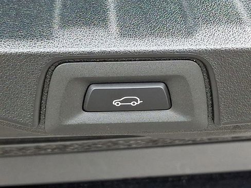 Used 2024 BMW X5 xDrive40i w/ Premium Package image 29