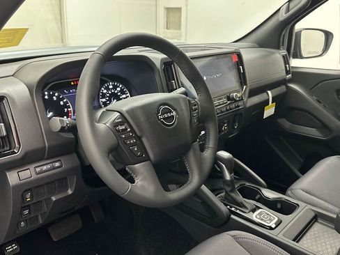 New 2026 Nissan Frontier SV w/ All-Weather Content Package AWD/4WD image 20