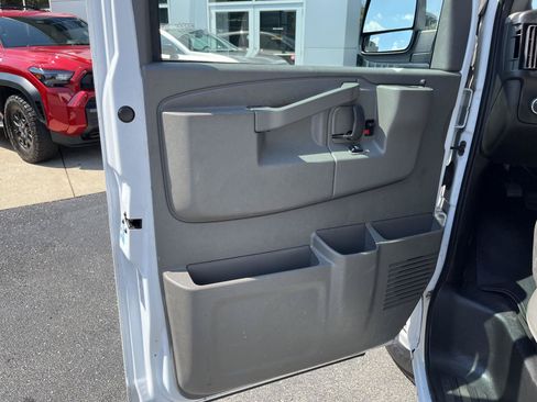 Used 2022 Chevrolet Express 2500 LS w/ Driver Convenience Package RWD image 13