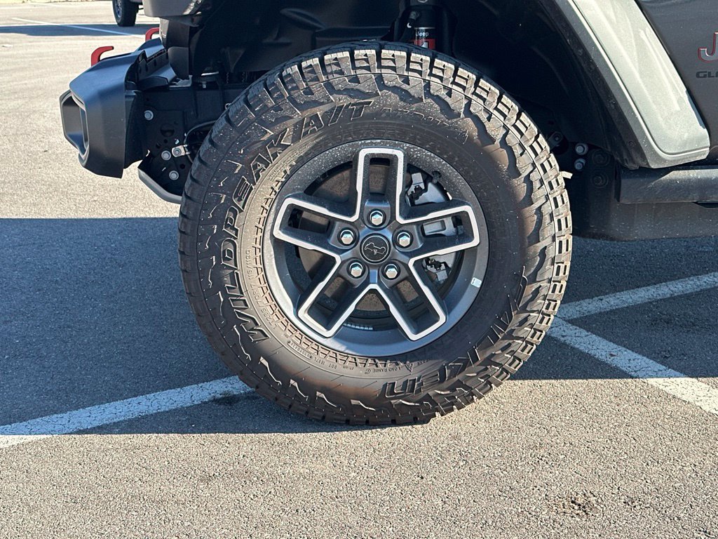 New 2026 Jeep Gladiator Mojave AWD/4WD image 9