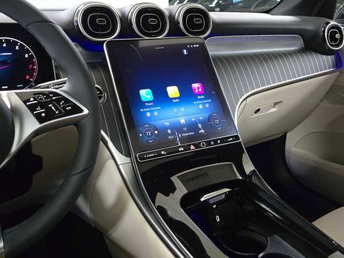 New 2026 Mercedes-Benz GLC 300 4MATIC image 32