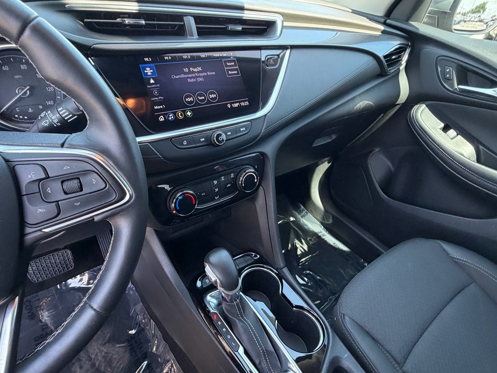 Used 2023 Buick Encore GX Preferred AWD/4WD image 24