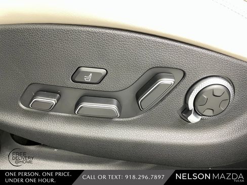 Used 2025 Genesis GV70 3.5T Sport w/ Sport Prestige Package image 19