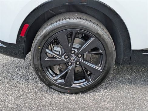 New 2025 Buick Envision Sport Touring image 13