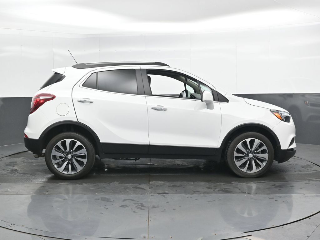Used 2022 Buick Encore Preferred w/ Safety Package AWD/4WD image 5