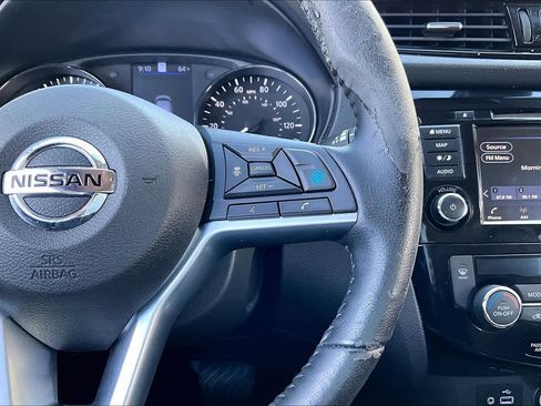 Used 2022 Nissan Rogue Sport SL AWD/4WD image 20