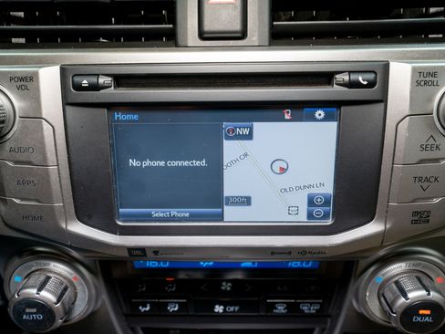 Used 2018 Toyota 4Runner Limited image 18