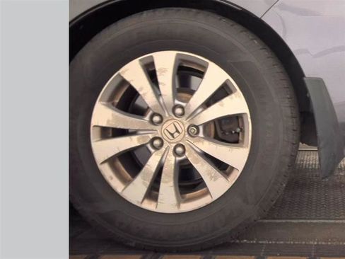 Used 2016 Honda Odyssey EX-L image 12