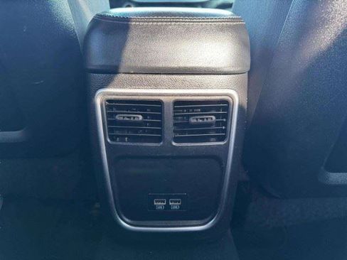 Used 2019 Dodge Charger GT RWD image 35