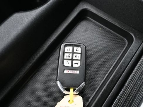 Used 2018 Honda Odyssey EX-L image 16