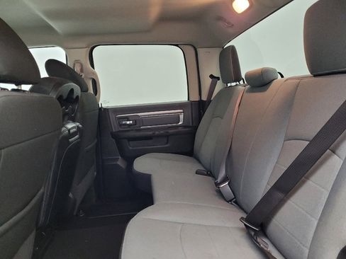 Used 2021 RAM 1500 Classic SLT AWD/4WD image 18