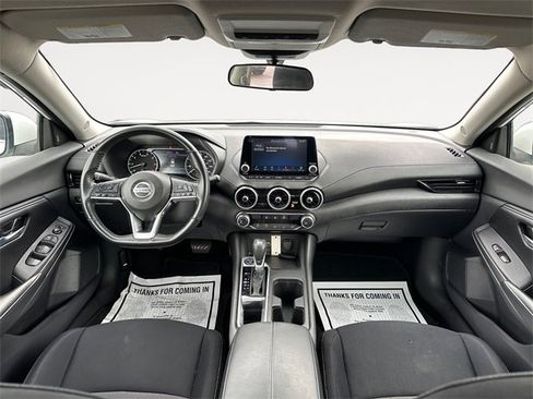 Used 2022 Nissan Sentra SV w/ Trunk Package image 10