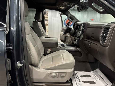 Used 2020 Chevrolet Silverado 2500 LTZ w/ LTZ Premium Package AWD/4WD image 37
