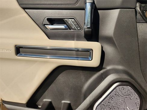 New 2026 GMC Hummer EV SUV image 16