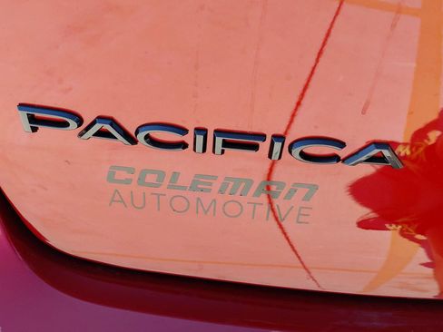 New 2026 Chrysler Pacifica Select AWD/4WD image 21