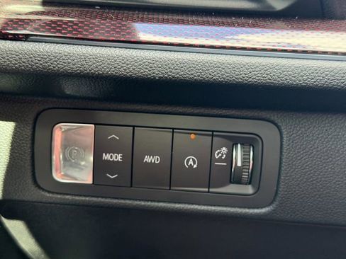 New 2026 Chevrolet Traverse Z71 w/ Enhanced Driving Package AWD/4WD image 32